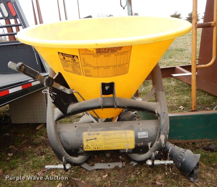 image for item IX9338 Cosmo spreader