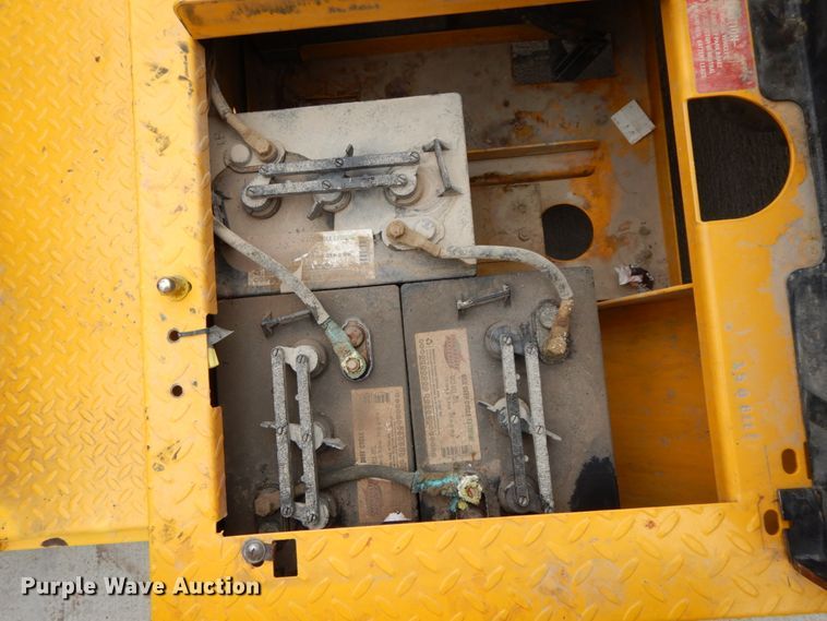 image for item IX9354 Taylor Dunn  utility cart