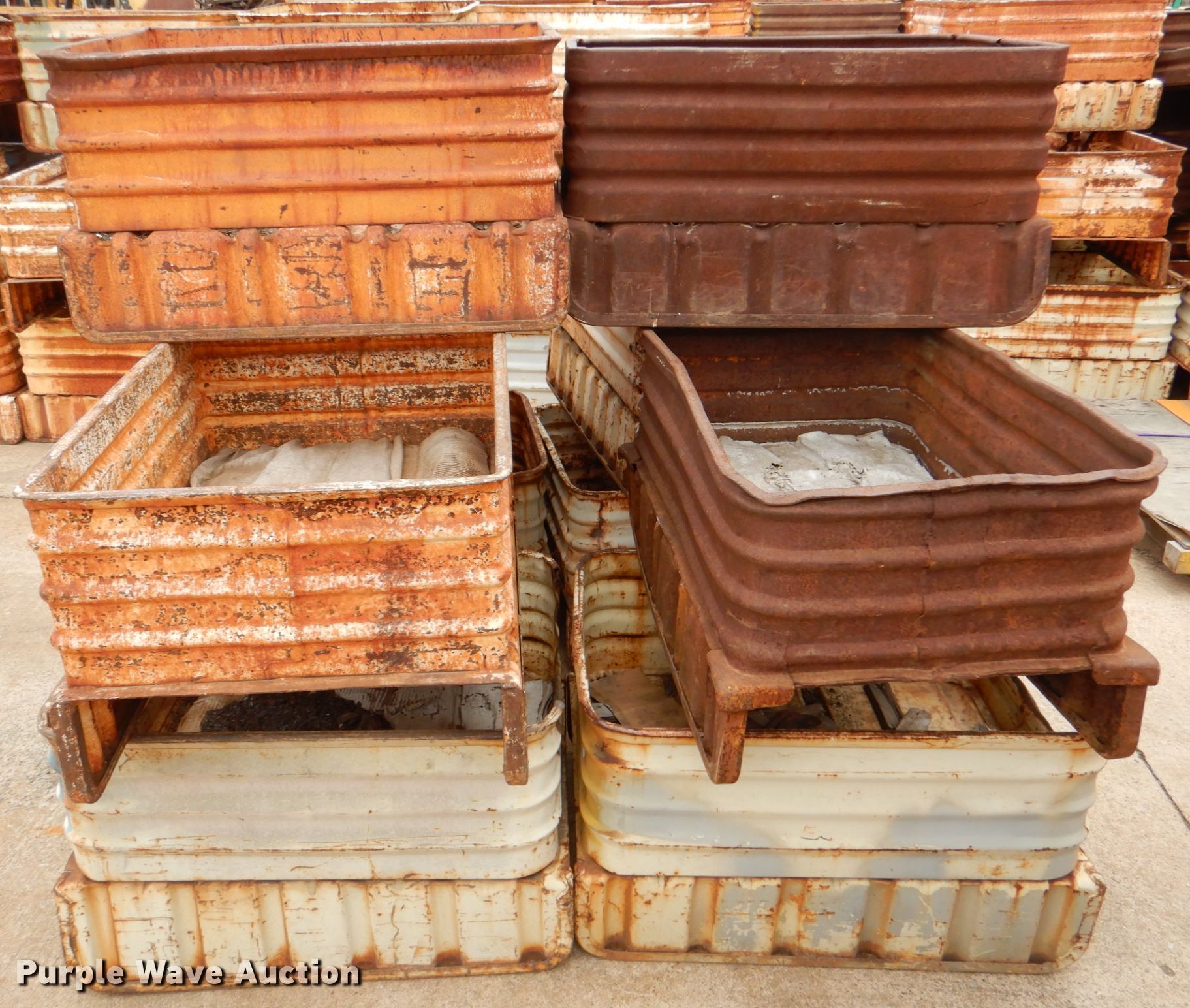 (10) steel containers in Atoka, OK Item HL9338 sold Purple Wave