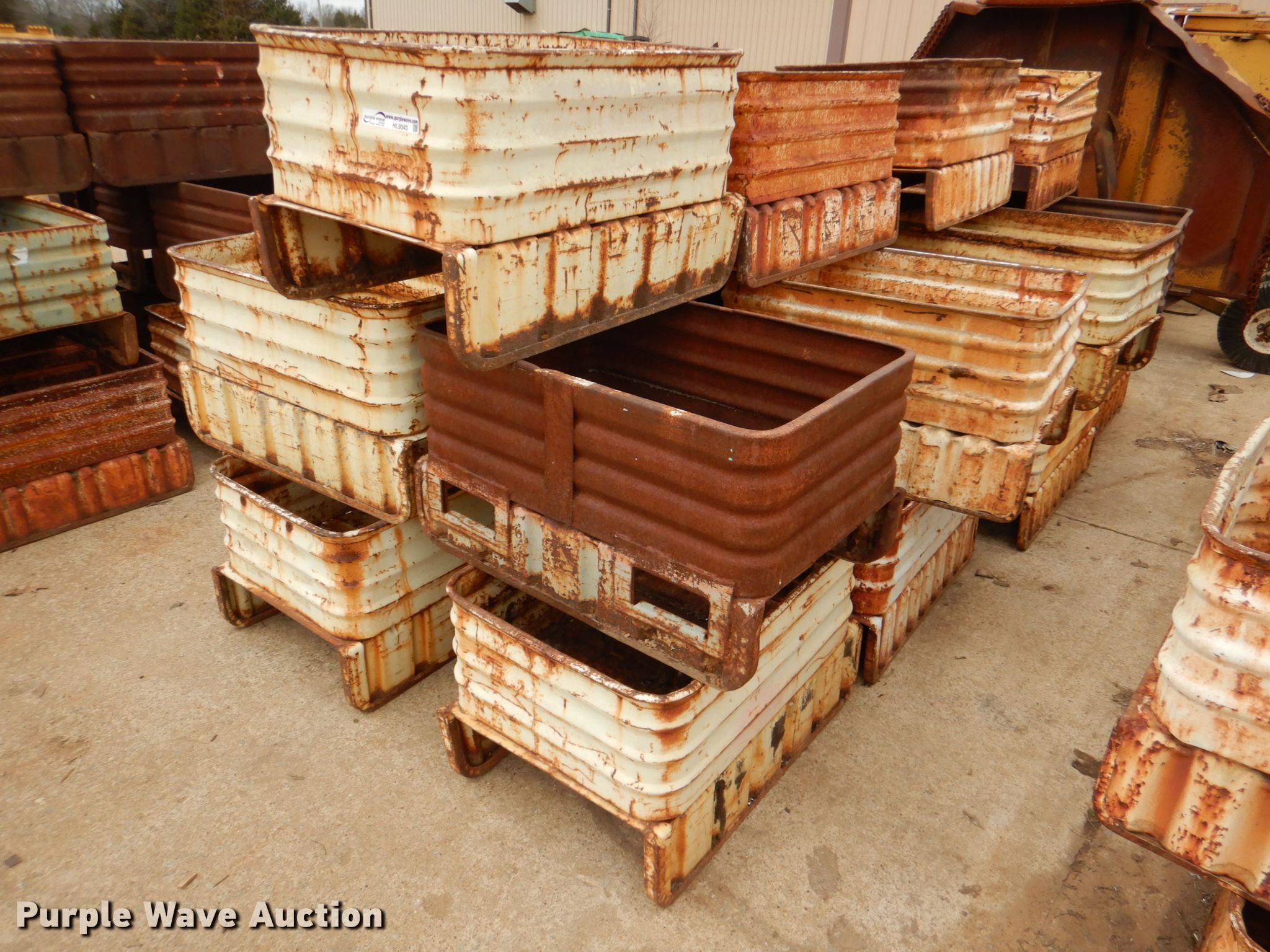 (20) steel containers in Atoka, OK Item HL9343 sold Purple Wave