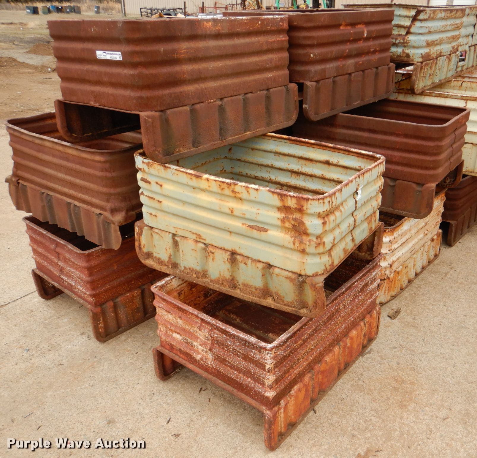 (20) steel containers in Atoka, OK Item HL9344 sold Purple Wave
