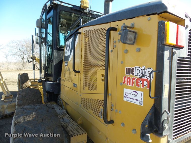 image for item DA3646 2007 Caterpillar 160M  motor grader