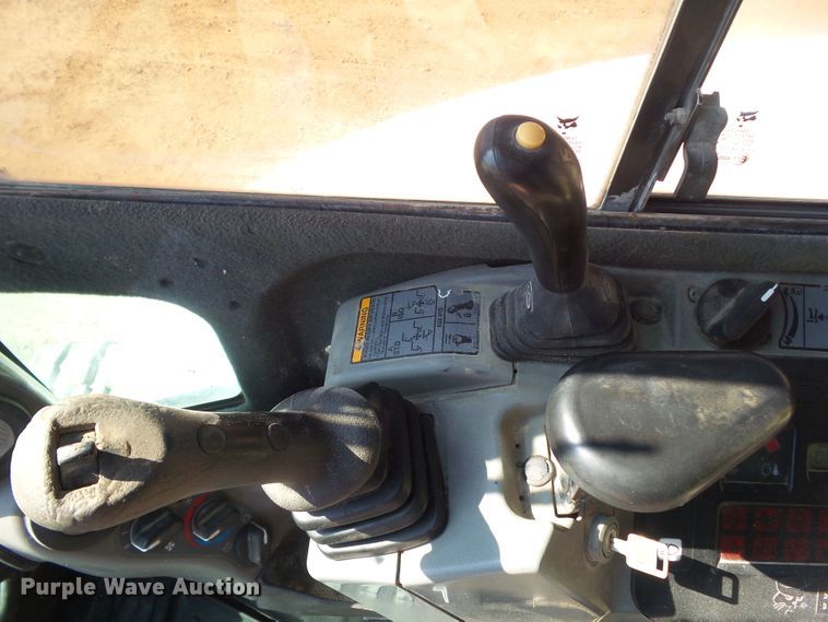 image for item DA7071 2011 Bobcat E42  mini excavator