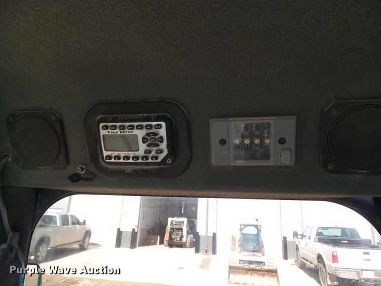 image for item DA7071 2011 Bobcat E42  mini excavator