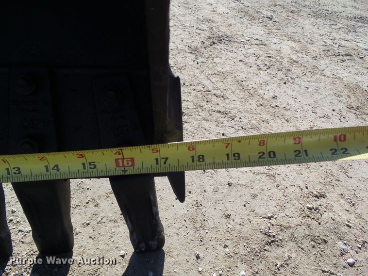 image for item DA7071 2011 Bobcat E42  mini excavator