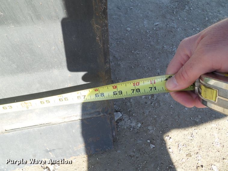 image for item DA7071 2011 Bobcat E42  mini excavator