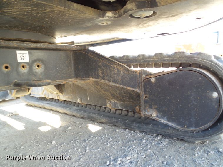 image for item DA7071 2011 Bobcat E42  mini excavator