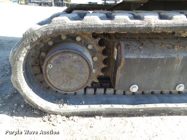 image for item DA7071 2011 Bobcat E42  mini excavator