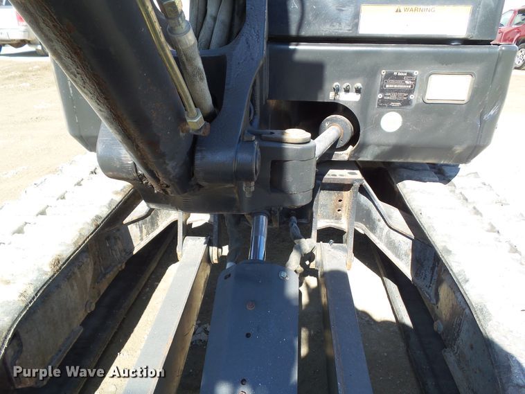 image for item DA7071 2011 Bobcat E42  mini excavator