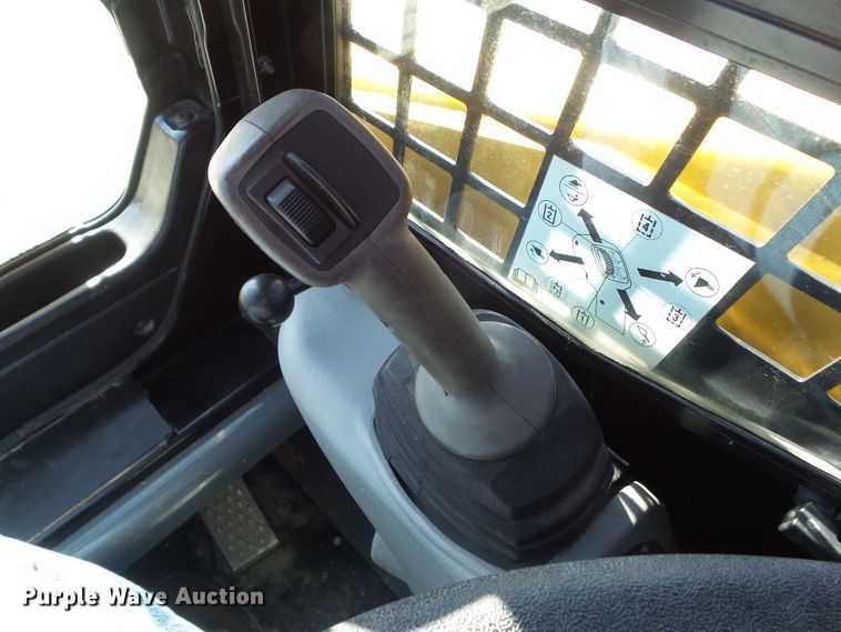 image for item DA7072 2012 Caterpillar 236B3  skid steer loader