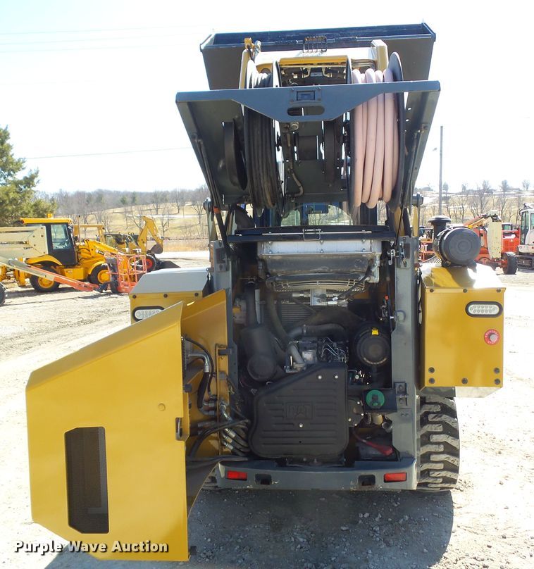image for item DA7072 2012 Caterpillar 236B3  skid steer loader