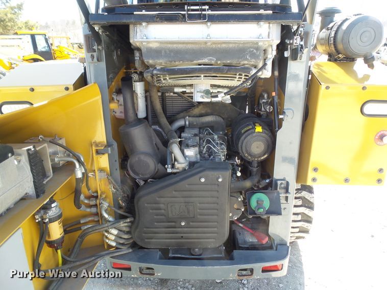 image for item DA7072 2012 Caterpillar 236B3  skid steer loader