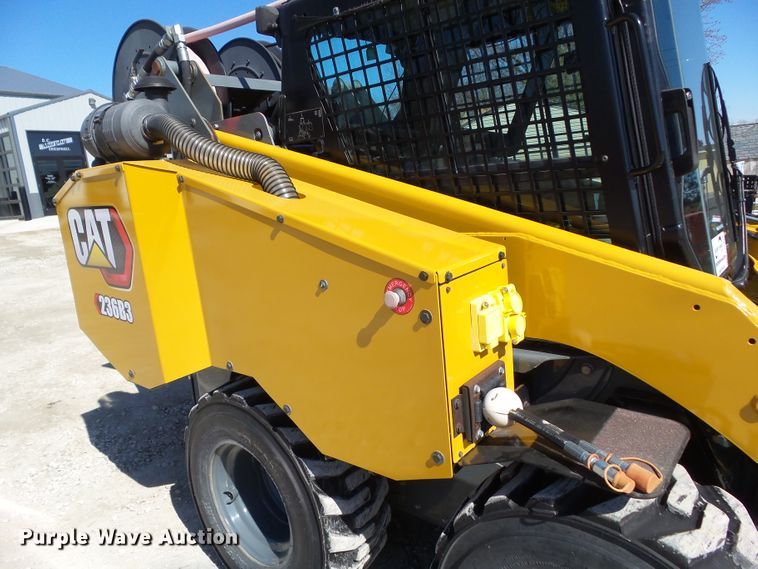 image for item DA7072 2012 Caterpillar 236B3  skid steer loader