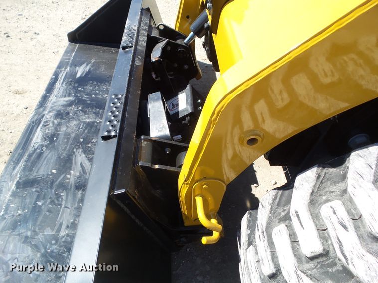 image for item DA7072 2012 Caterpillar 236B3  skid steer loader