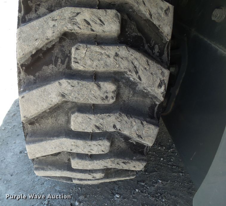 image for item DA7072 2012 Caterpillar 236B3  skid steer loader