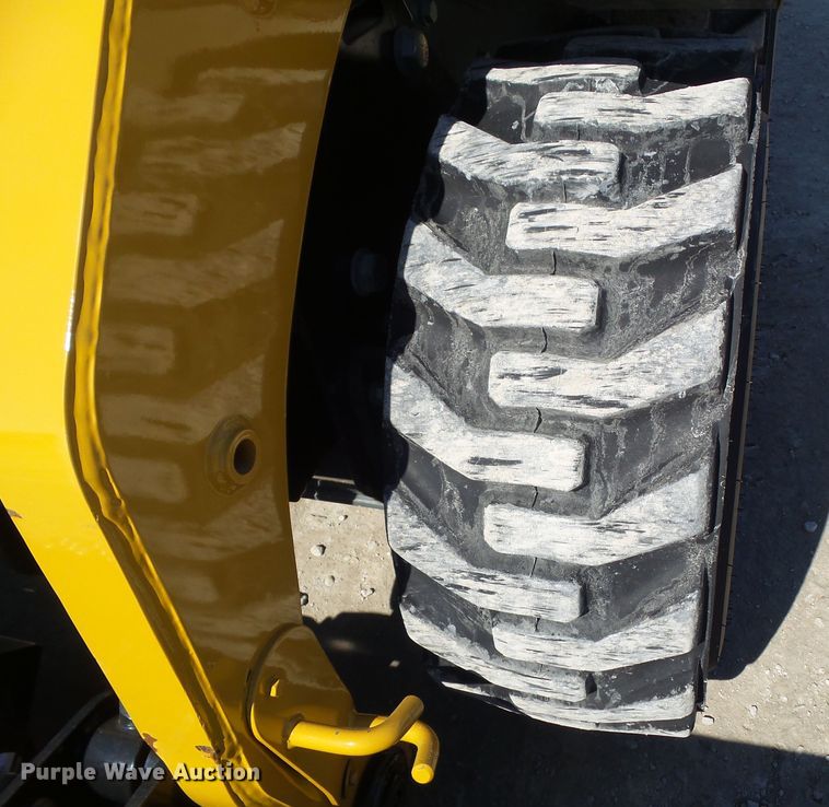 image for item DA7072 2012 Caterpillar 236B3  skid steer loader