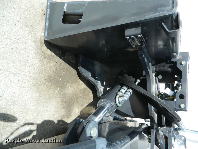 image for item DF4666 2015 Bobcat 90 Dozer six-way skid steer dozer blade