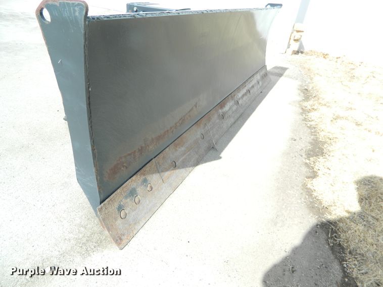 image for item DF4666 2015 Bobcat 90 Dozer six-way skid steer dozer blade