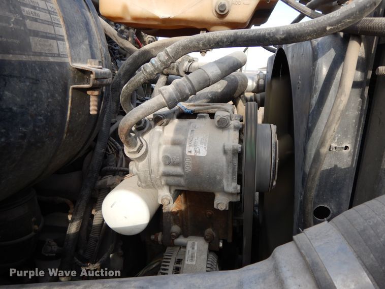 image for item DF6490 1995 Ford L8000  flatbed truck