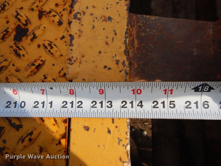 image for item DF6492 1986 Belshe T8 equipment trailer