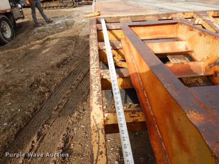 image for item DF6492 1986 Belshe T8 equipment trailer