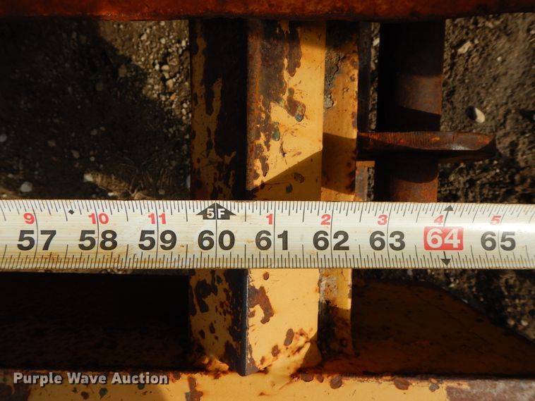 image for item DF6492 1986 Belshe T8 equipment trailer