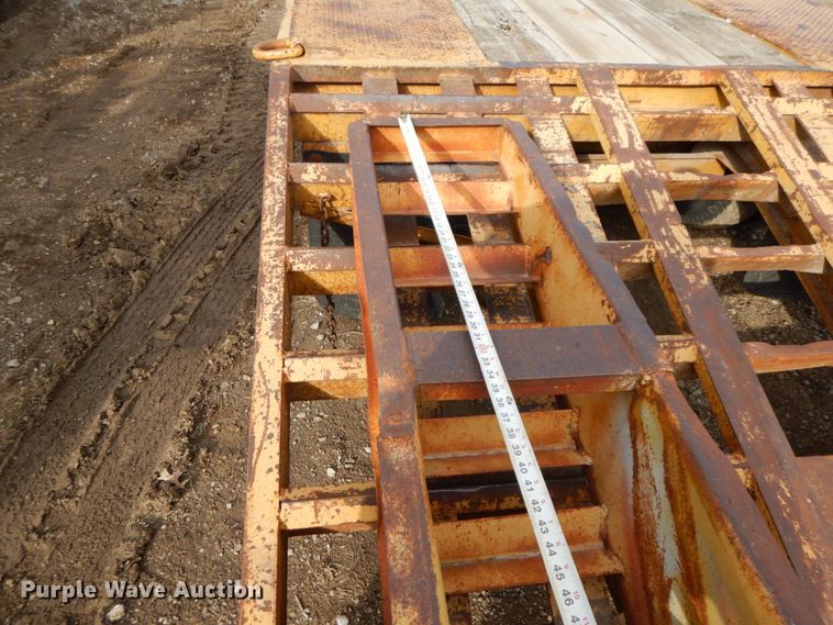 image for item DF6492 1986 Belshe T8 equipment trailer