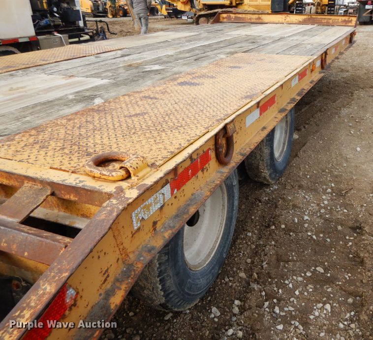 image for item DF6492 1986 Belshe T8 equipment trailer