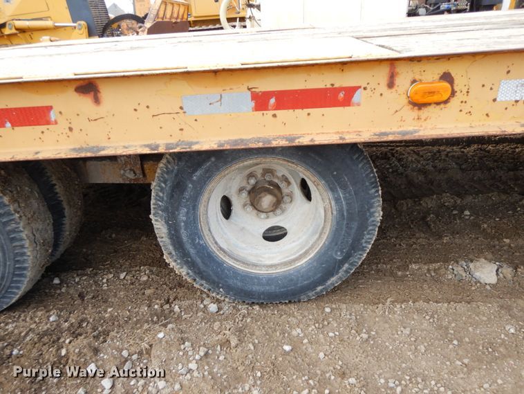 image for item DF6492 1986 Belshe T8 equipment trailer