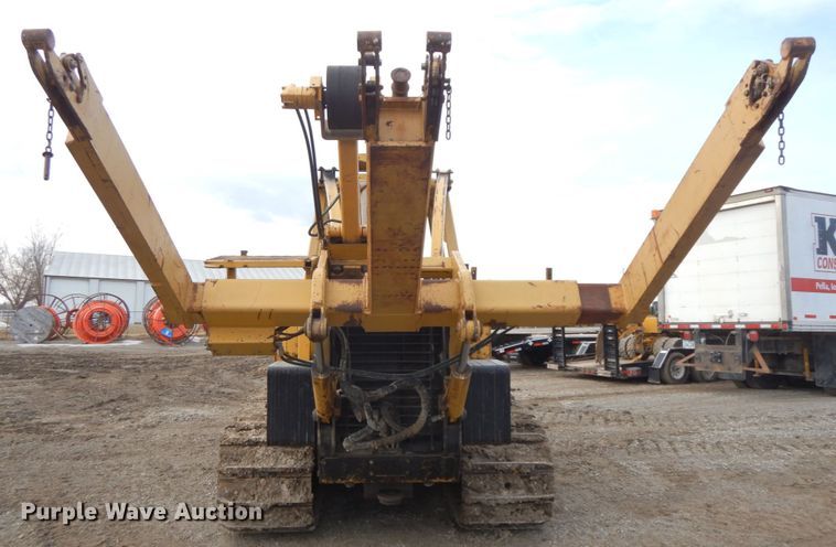 image for item DF6493 1998 Vermeer P185  cable plow