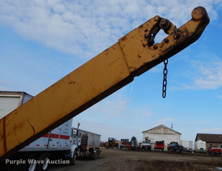 image for item DF6493 1998 Vermeer P185  cable plow