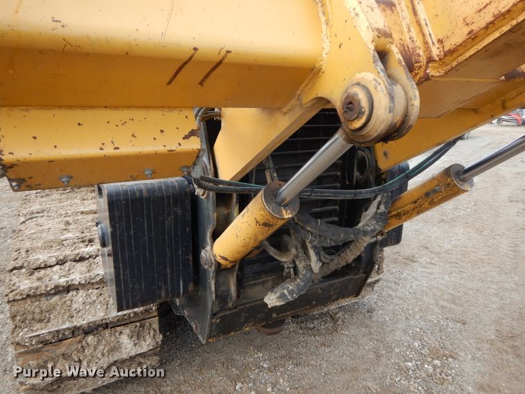 image for item DF6493 1998 Vermeer P185  cable plow