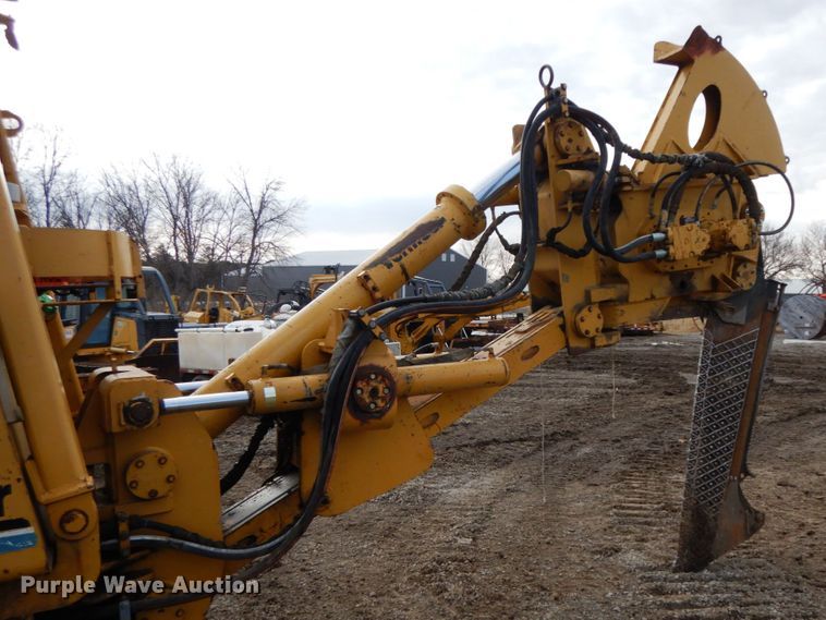 image for item DF6493 1998 Vermeer P185  cable plow