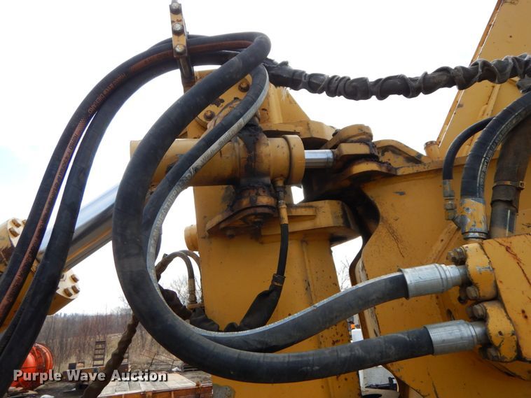 image for item DF6493 1998 Vermeer P185  cable plow