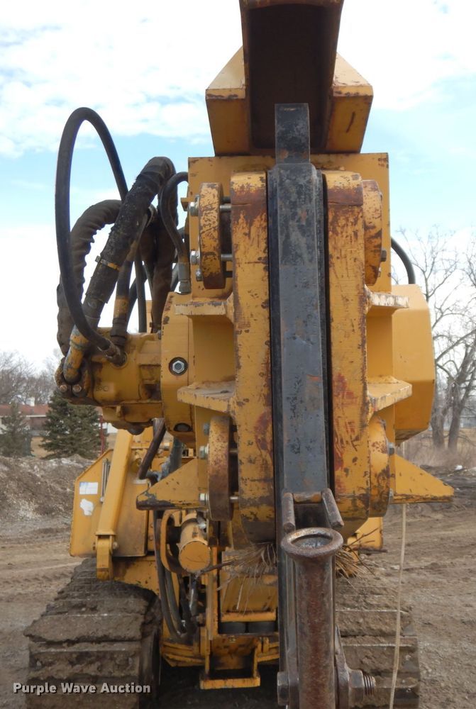 image for item DF6493 1998 Vermeer P185  cable plow