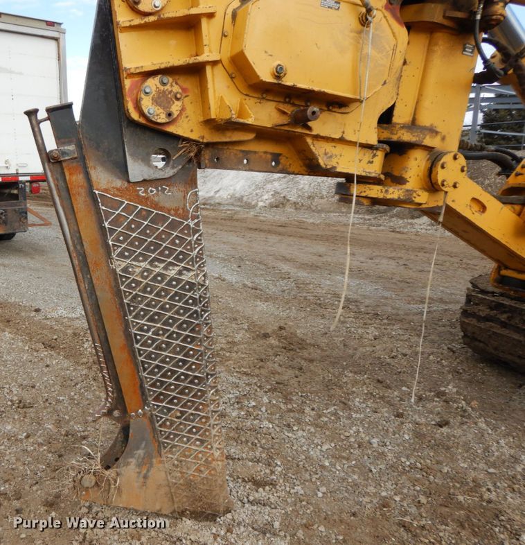 image for item DF6493 1998 Vermeer P185  cable plow