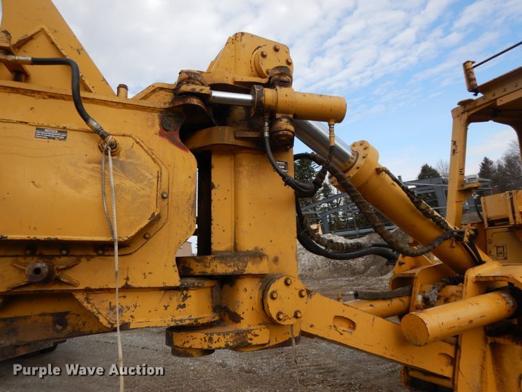 image for item DF6493 1998 Vermeer P185  cable plow