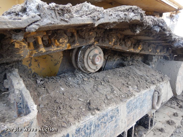 image for item DF6493 1998 Vermeer P185  cable plow