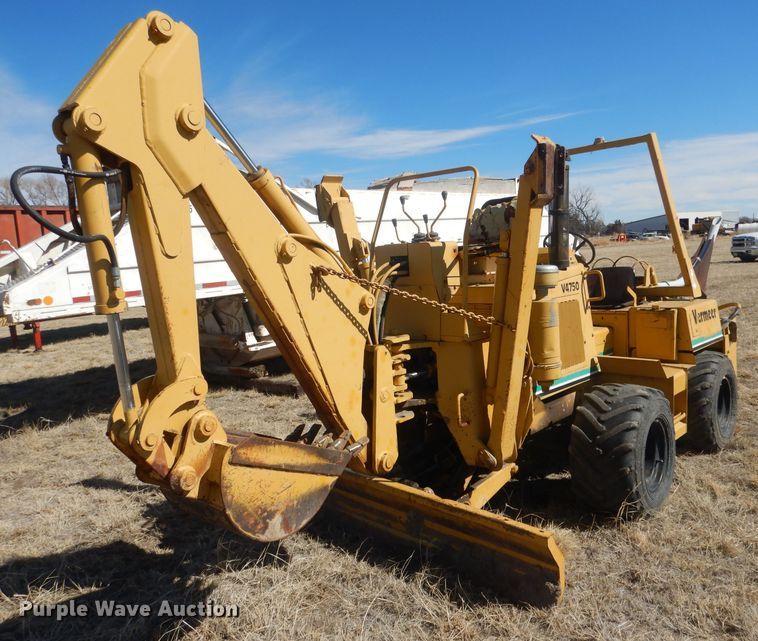 image for item DG4676 1995 Vermeer V4750  trencher