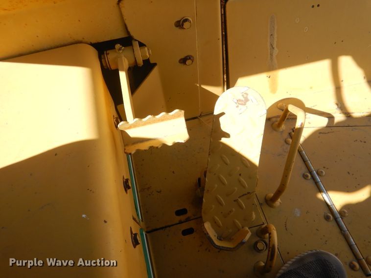 image for item DG4676 1995 Vermeer V4750  trencher