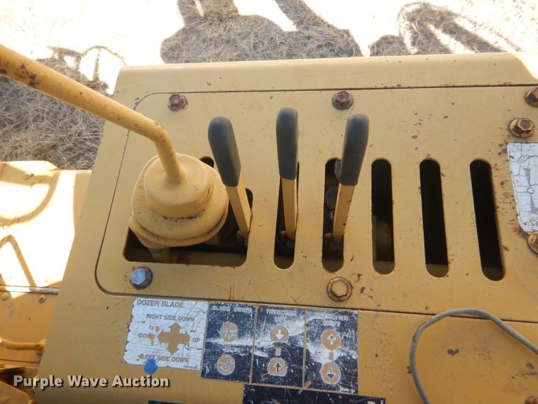 image for item DG4676 1995 Vermeer V4750  trencher