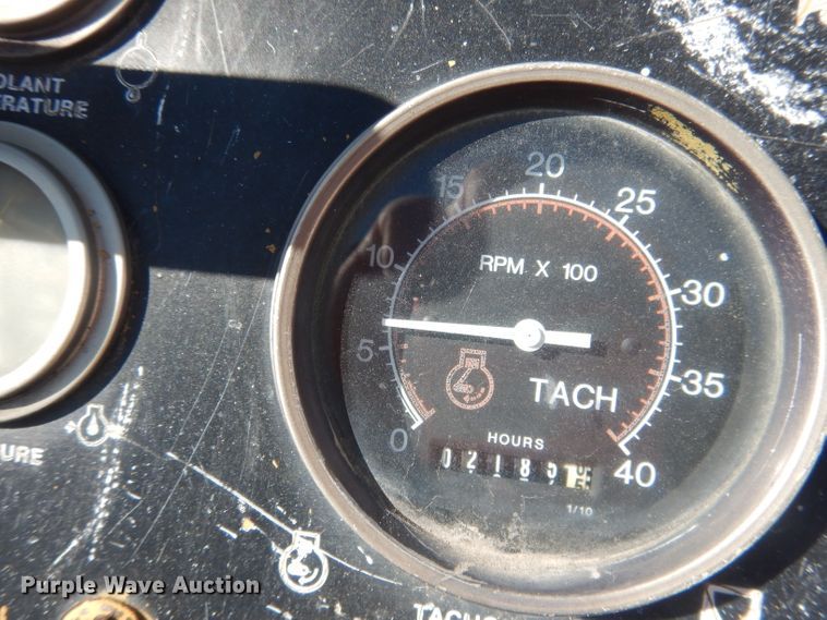 image for item DG4676 1995 Vermeer V4750  trencher