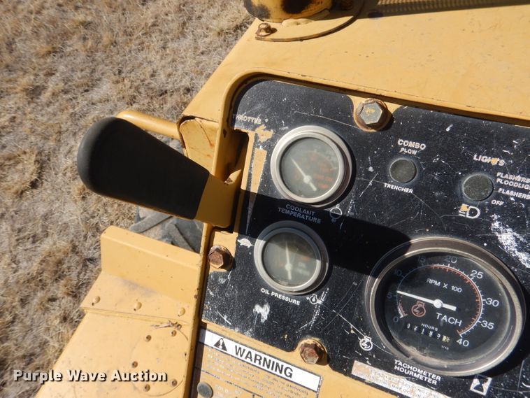 image for item DG4676 1995 Vermeer V4750  trencher