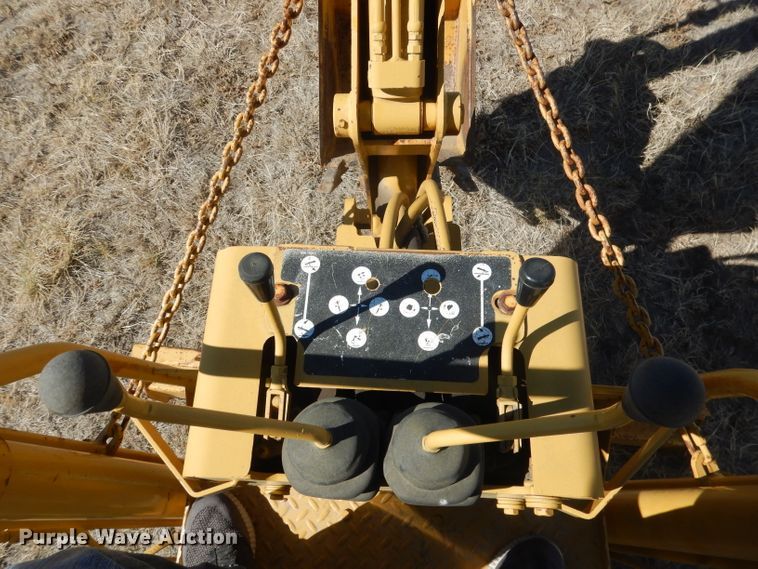 image for item DG4676 1995 Vermeer V4750  trencher