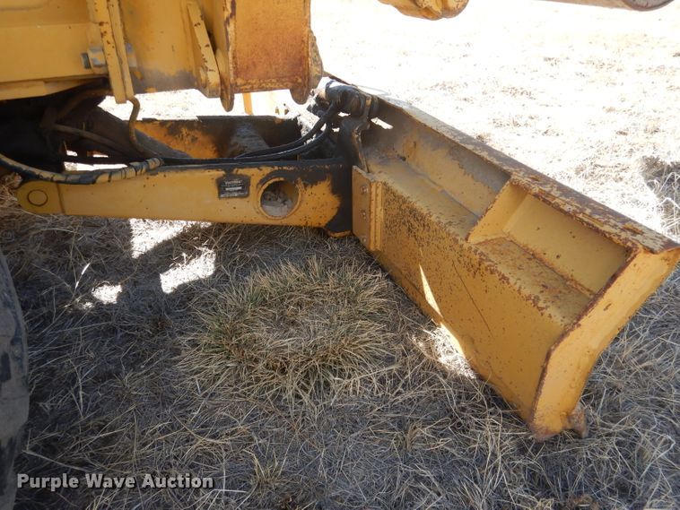 image for item DG4676 1995 Vermeer V4750  trencher