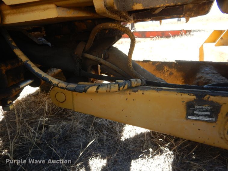 image for item DG4676 1995 Vermeer V4750  trencher