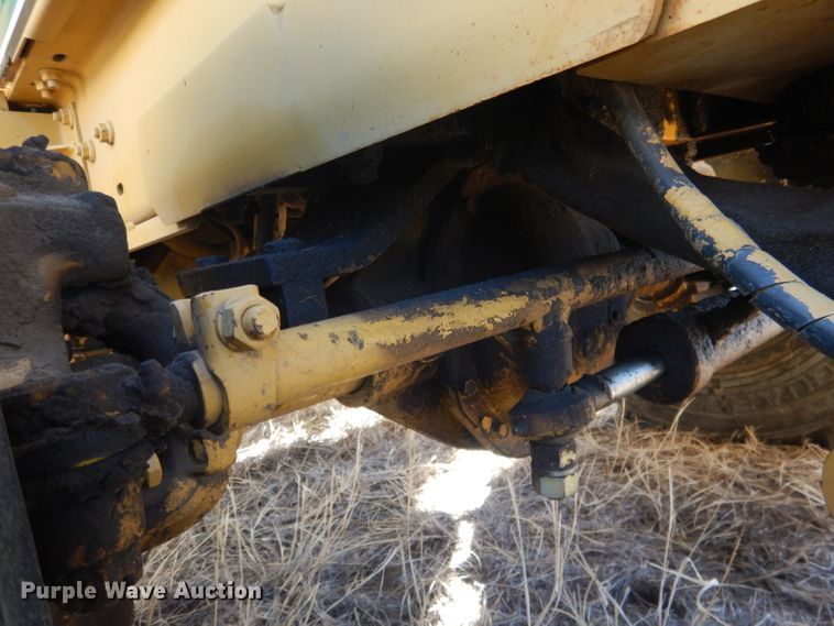 image for item DG4676 1995 Vermeer V4750  trencher