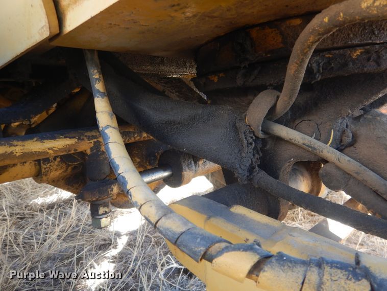 image for item DG4676 1995 Vermeer V4750  trencher