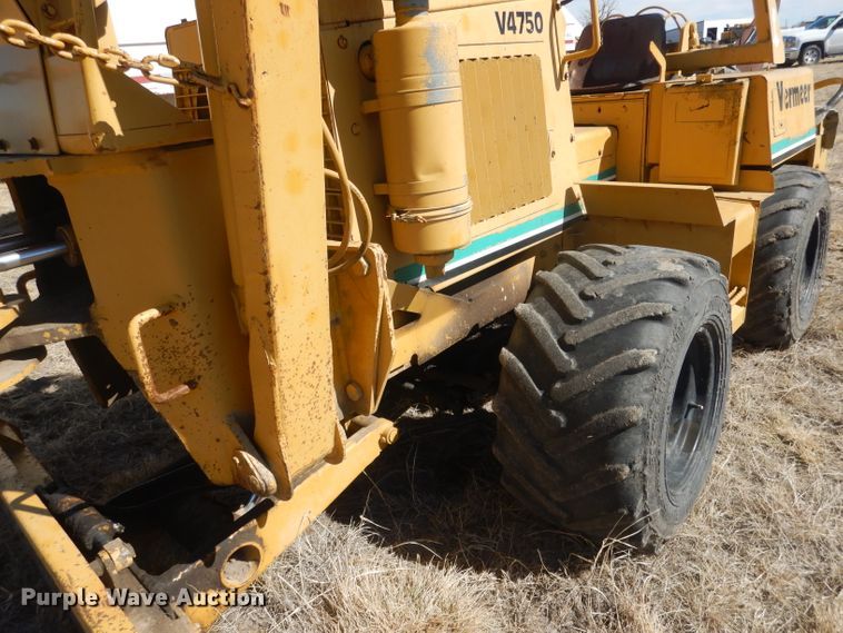 image for item DG4676 1995 Vermeer V4750  trencher