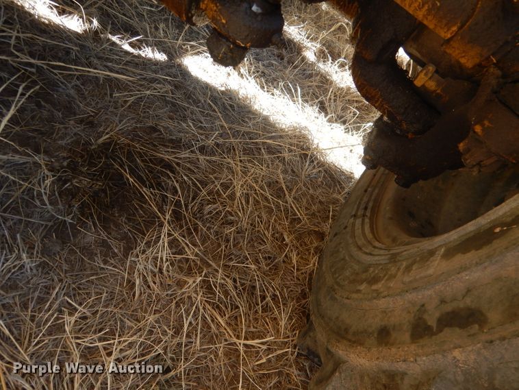 image for item DG4676 1995 Vermeer V4750  trencher